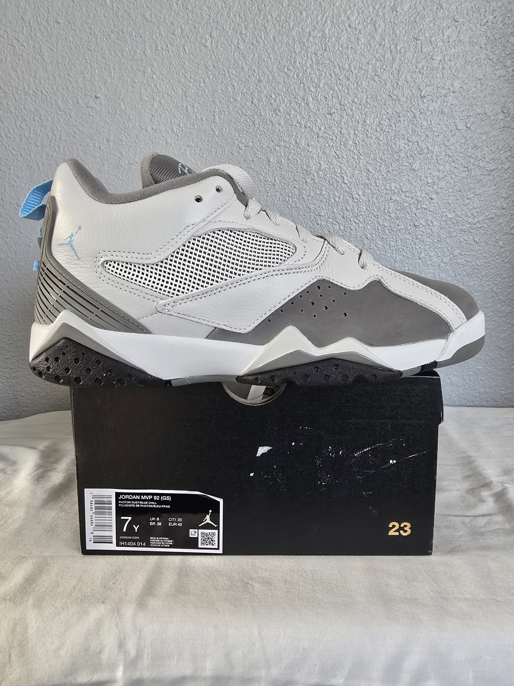 Nike Air Jordan MVP 92 - White/Neutral Grey/Light Blue
